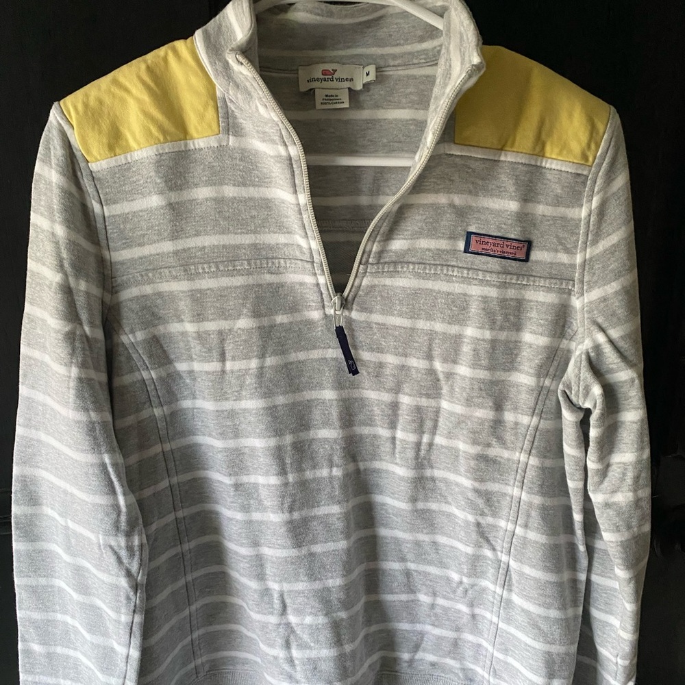 Vineyard Vines pullover